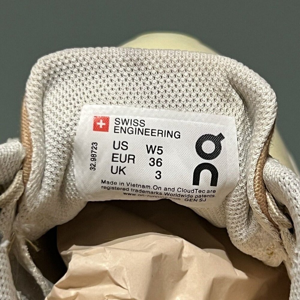 On Running Cloudventure Loewe - Gradient Orange -… - image 5